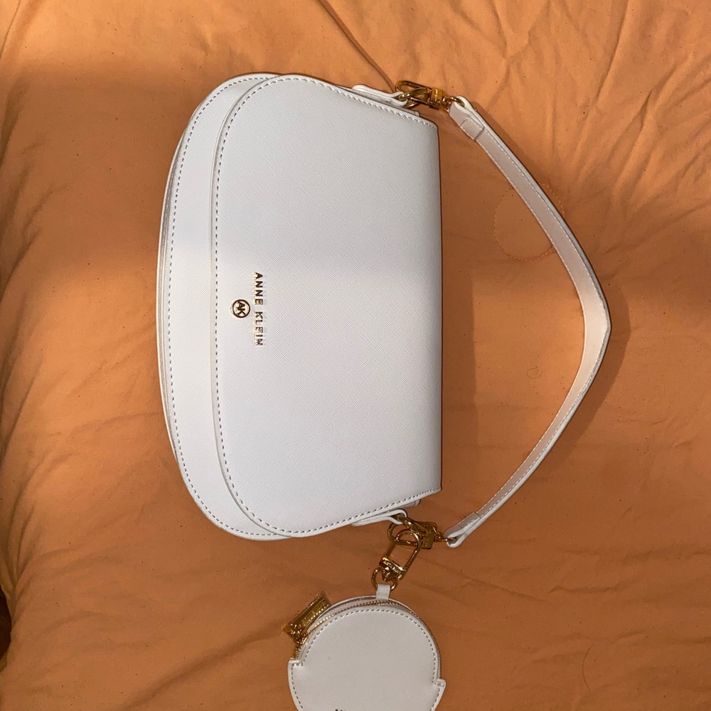 Anne Klein White Minimalist Shoulder Bag with Gold Accents